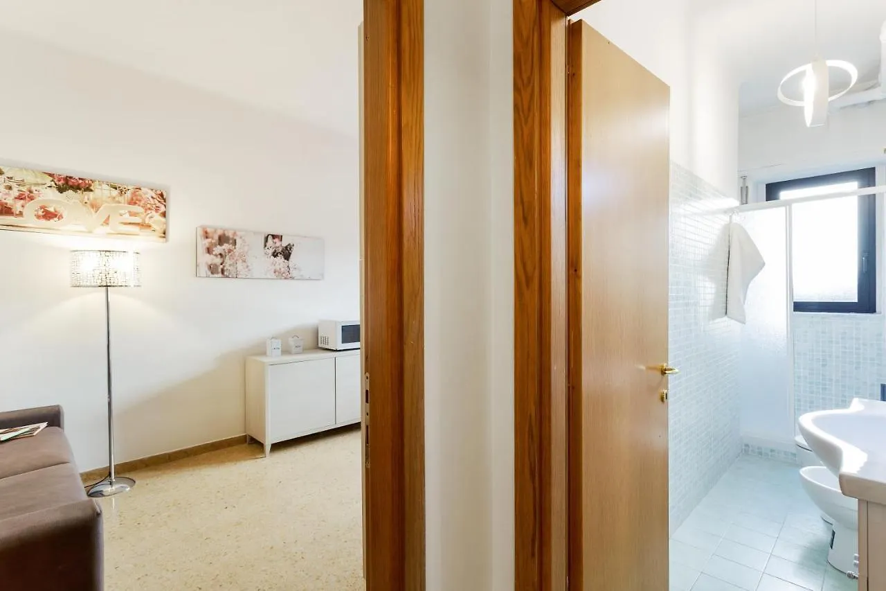 Florence Ognissanti Apartment Italy
