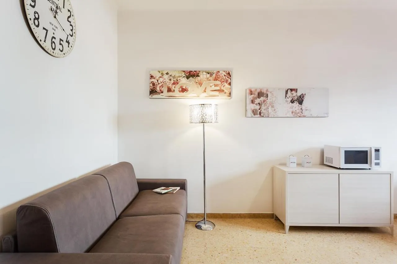 Florence Ognissanti Apartment Italy