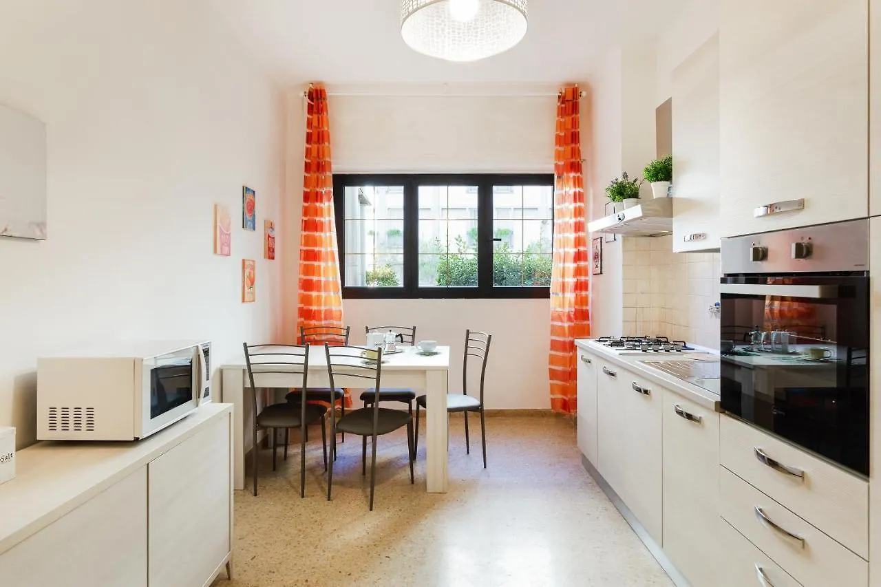 Florence Ognissanti Apartment Italy